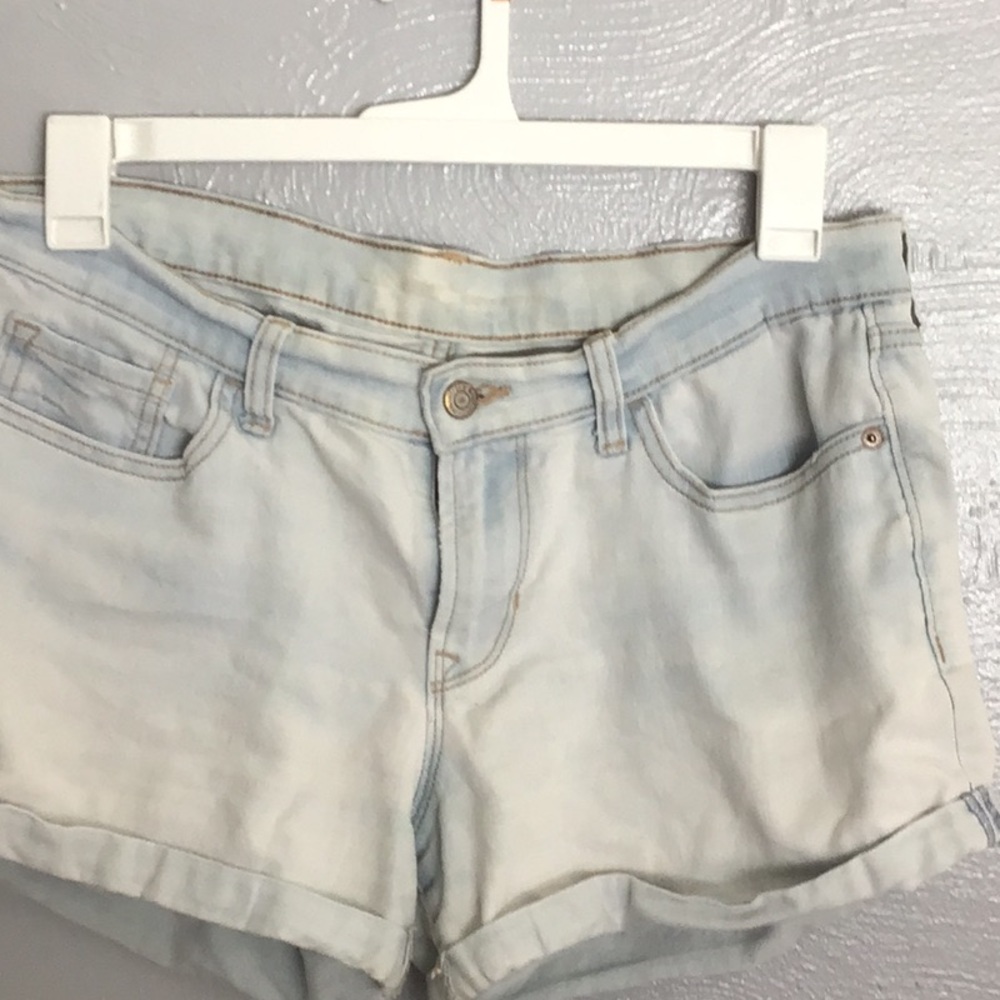 Women’s jean shorts
